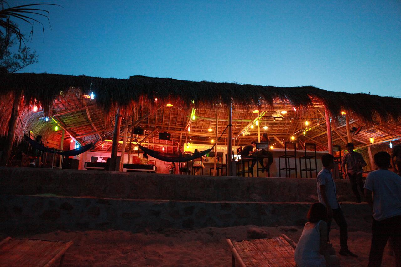Life'S A Beach Backpacker Albergue Quy Nhơn Exterior foto